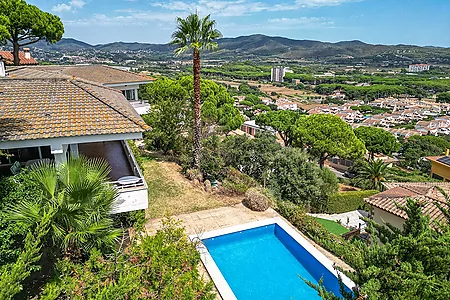 Villa for sale in Sant Antoni de Calonge