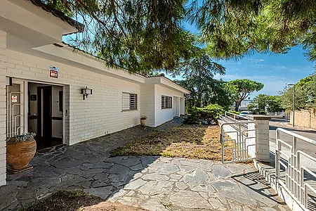 Villa for sale in Sant Antoni de Calonge