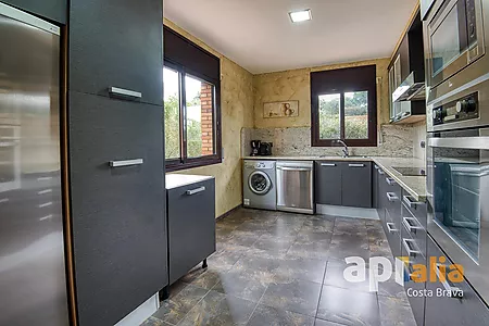 Villa for sale in Calonge