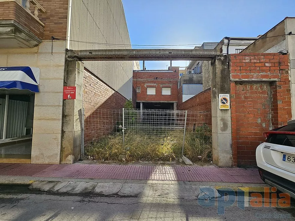 Parcela en venta en Sant Feliu de Guíxols