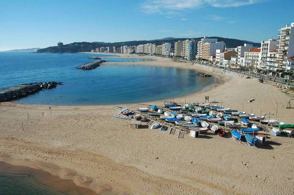 Apartment only 45 meters from the beach.