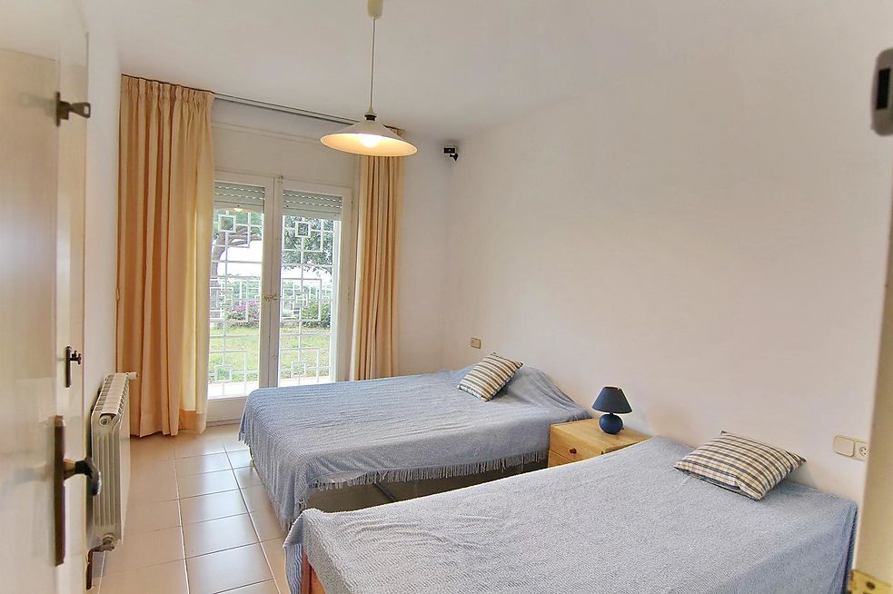 Chalet de 3 dormitorios y vistas panorámicas al mar en Sant Antoni de Calonge