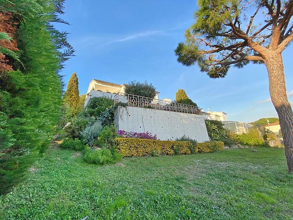 Villa avec 3 chambres à coucher et avec vue panoramique sur mer à Sant Antoni de Calonge.