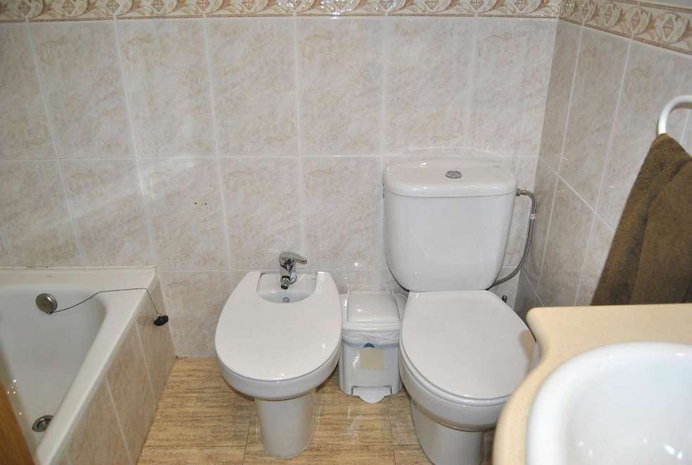 PISO EN ZONA MEDIA REFORMADO